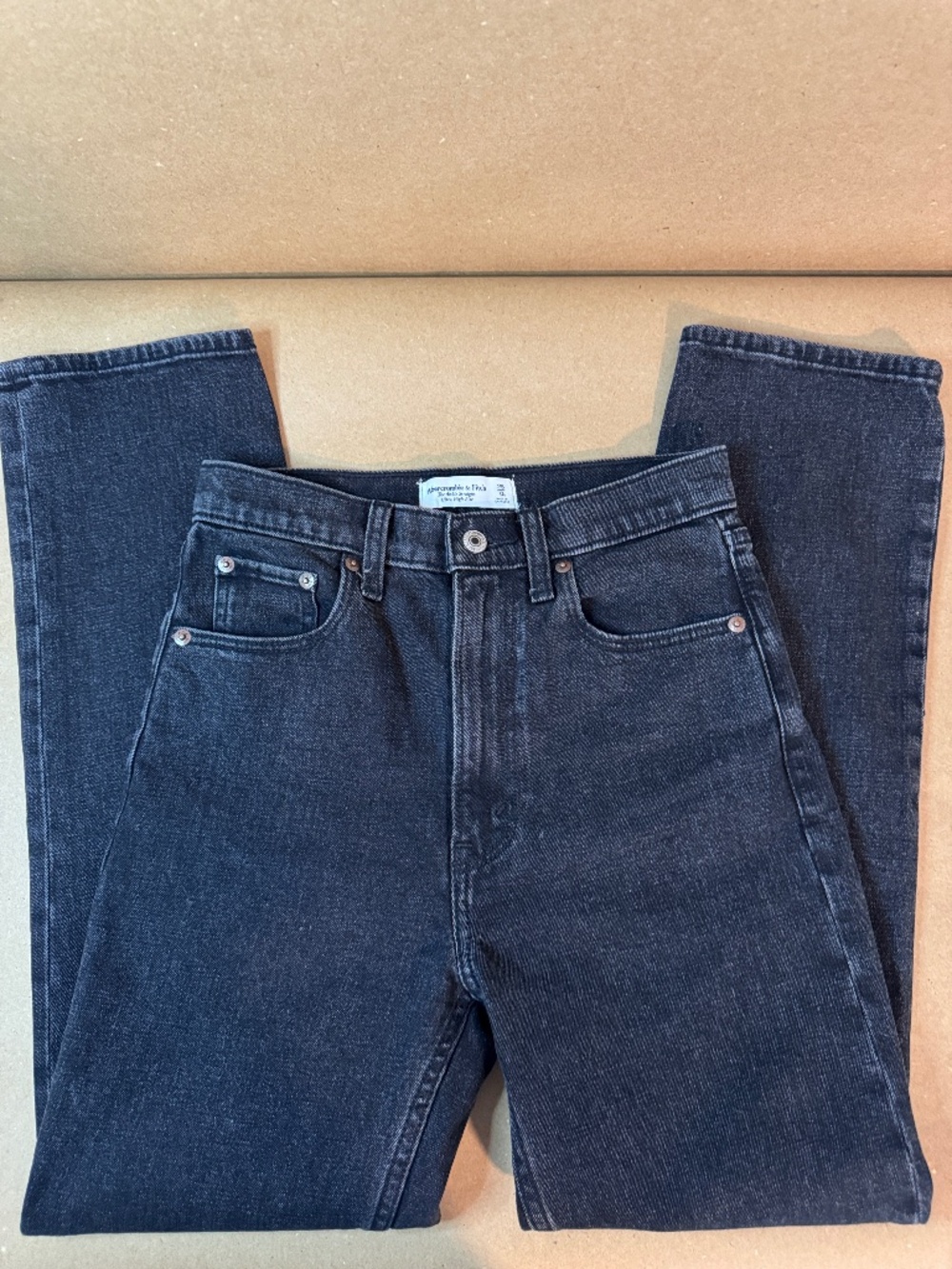 Abercrombie & Fitch Ankle Straight Ultra High Rise